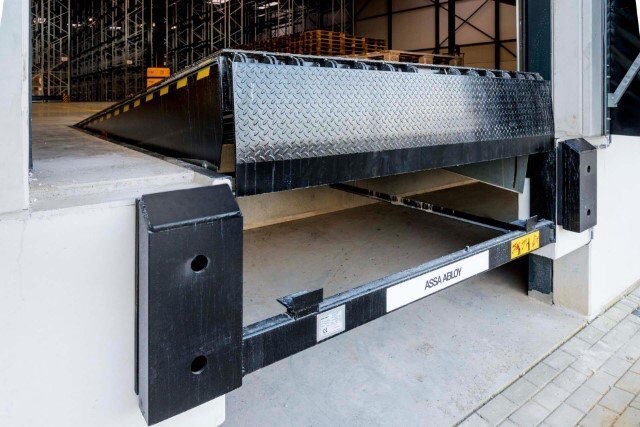 Sàn Nâng Thủy Lực-Dock Leverler 8 Tấn