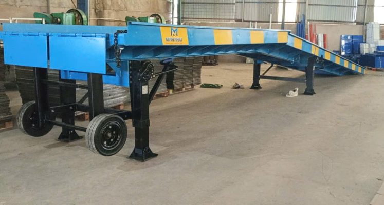 cầu dẫn xe nâng